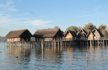 stilt-houses-228375_1280_byHans